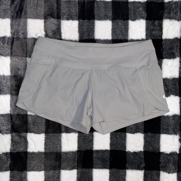 lululemon athletica Pants - Lululemon Hotty Hot Low-Rise Shorts Bone Size 10 • Vintage Grail •